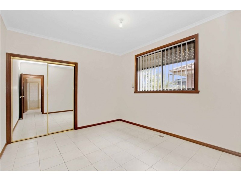 33 Grand Parade, Epping VIC 3076