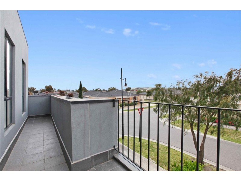 2 Reedy Lake Mews, Epping VIC 3076