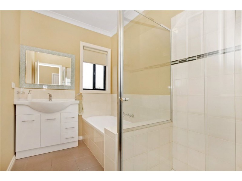 2 Reedy Lake Mews, Epping VIC 3076