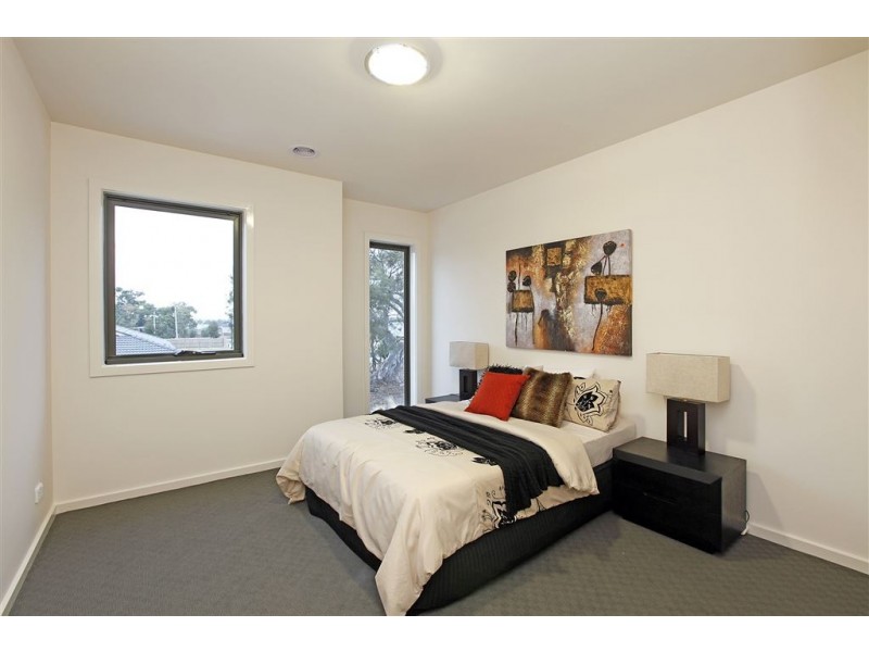 11 Poets Court, Mernda VIC 3754