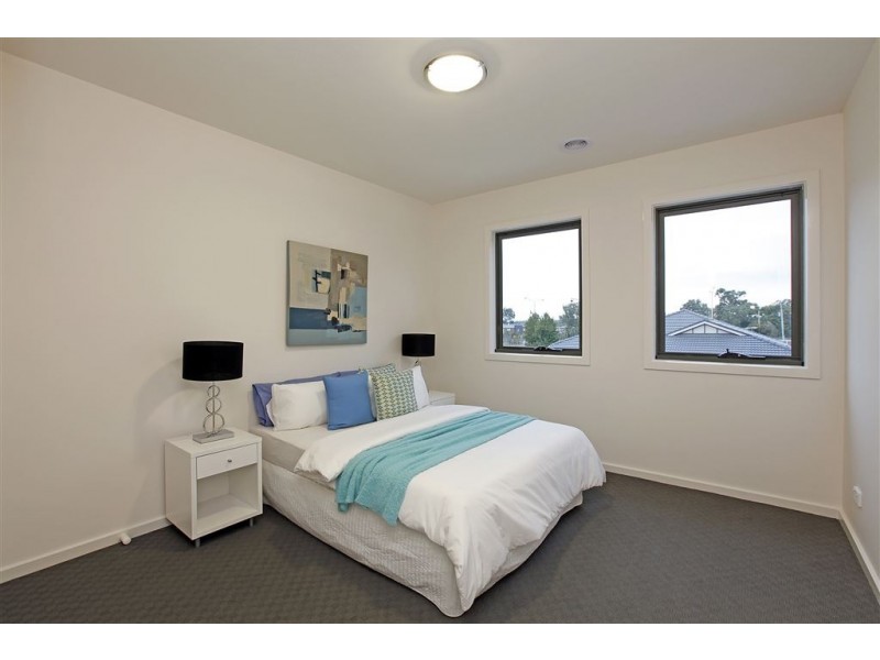 11 Poets Court, Mernda VIC 3754