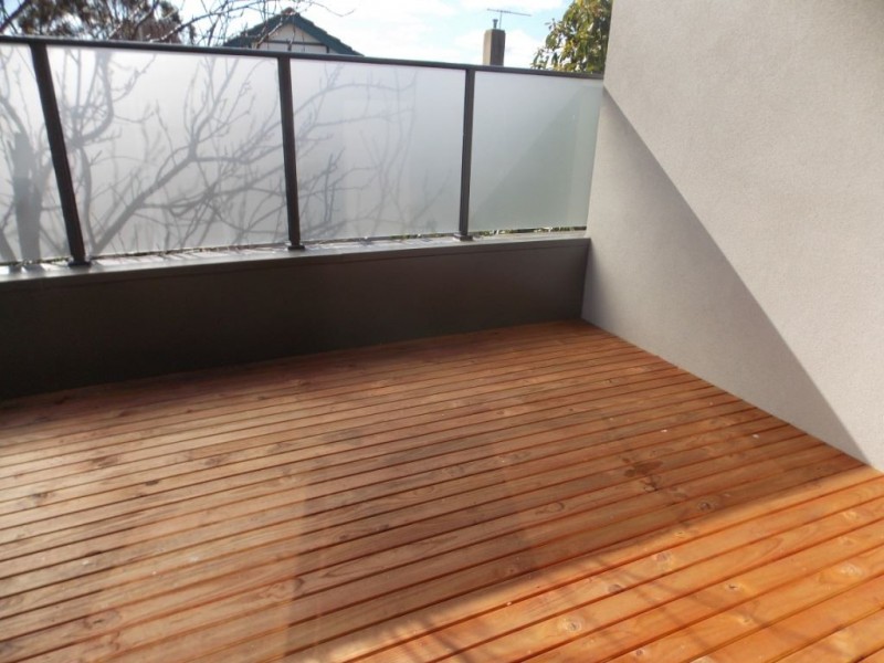 1/3 Sturt Street, Essendon VIC 3040