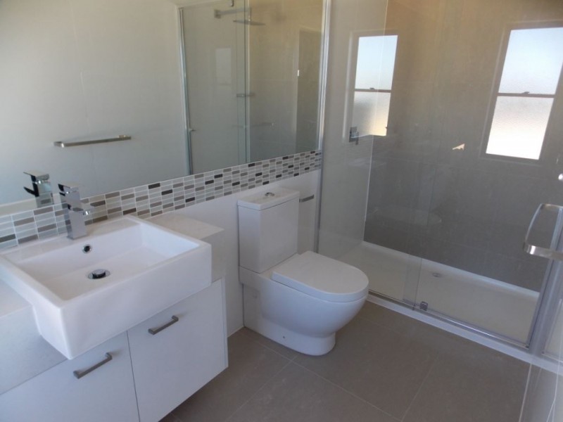 1/3 Sturt Street, Essendon VIC 3040