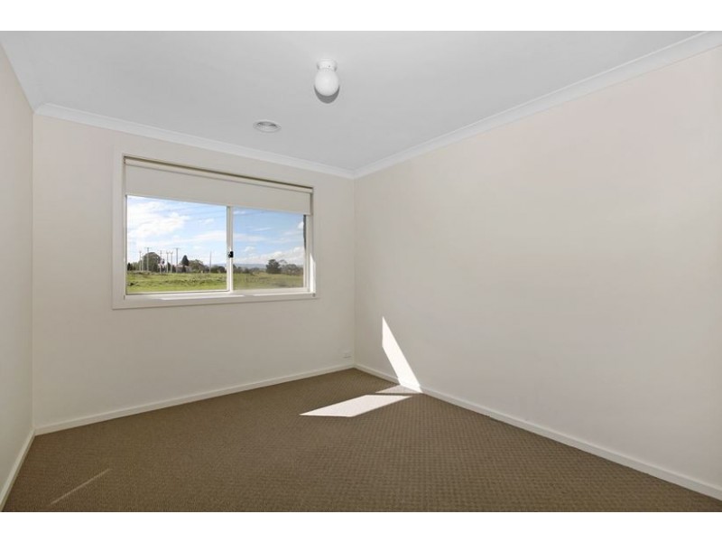 19 Amphion Street, Epping VIC 3076