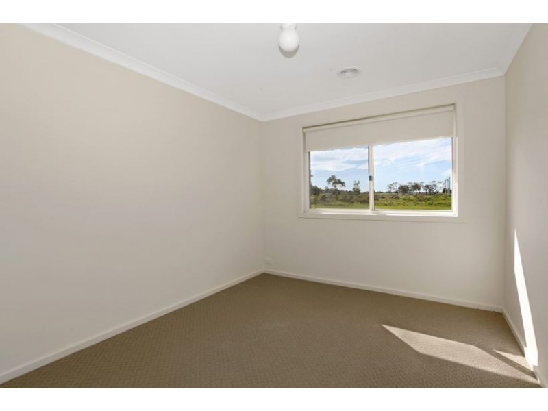 19 Amphion Street, Epping VIC 3076