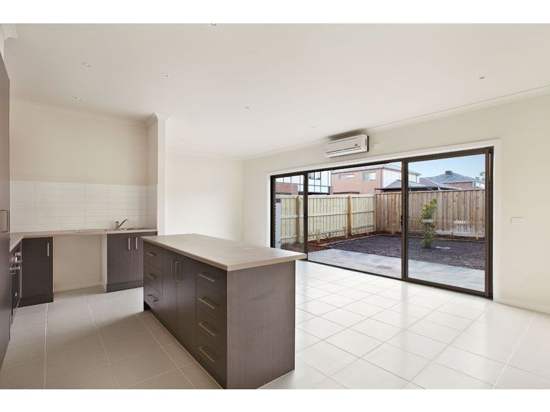 9 Duke St, Epping VIC 3076