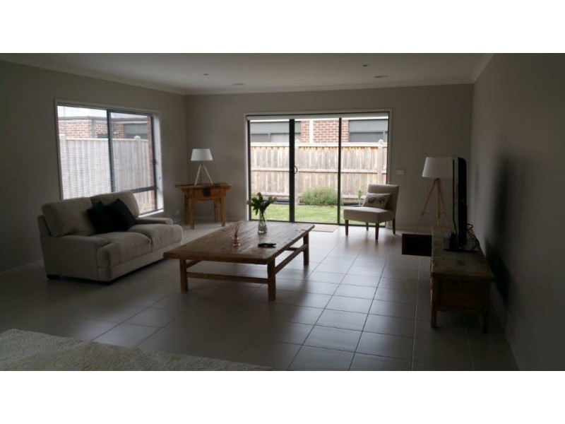 16 Florence Drive, Mernda VIC 3754