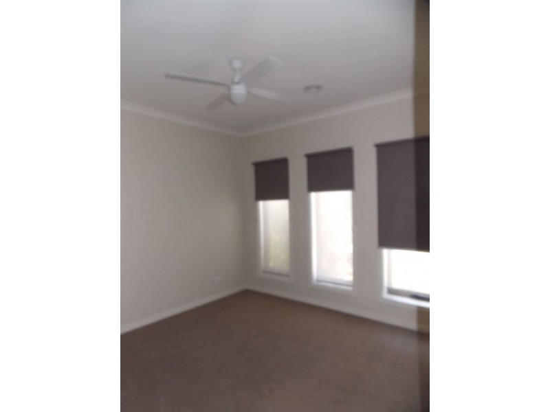 7 Celadon Street, Epping VIC 3076