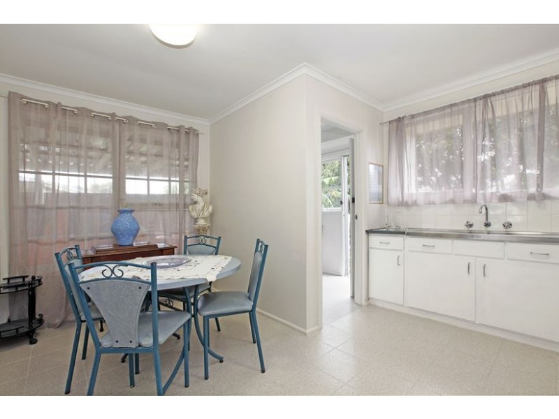 28 Vanessa Avenue, Lalor VIC 3075