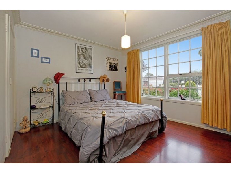 28 Vanessa Avenue, Lalor VIC 3075