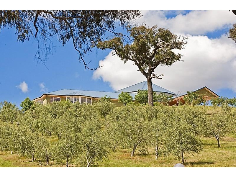 150 Seventeenth Avenue, Eden Park VIC 3757