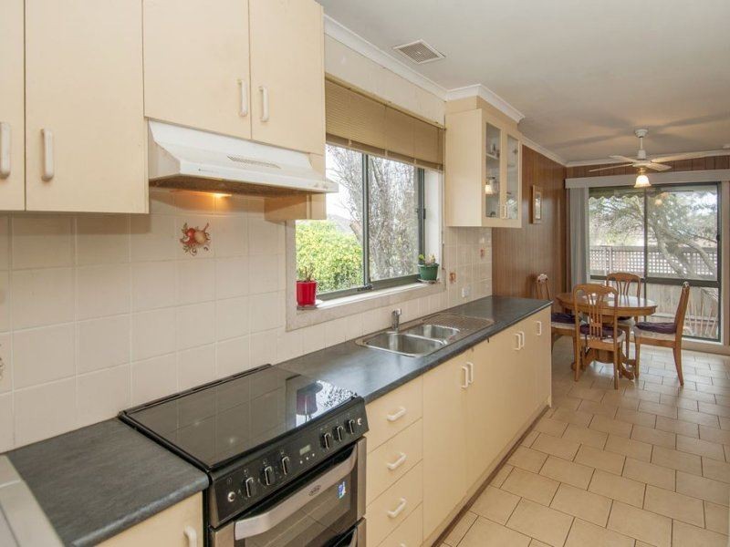 21 Deakin Avenue, Lalor VIC 3075