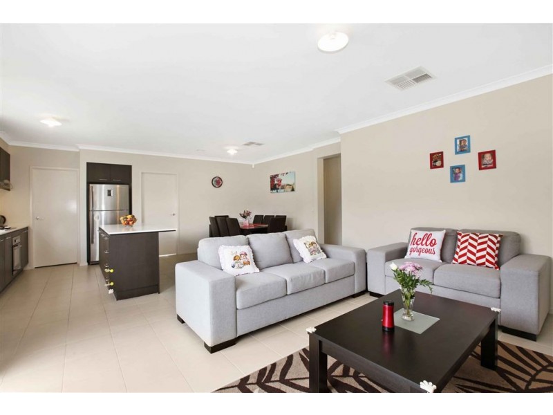 7 Bangalay Rise, Wollert VIC 3750