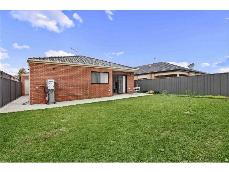 7 Bangalay Rise, Wollert VIC 3750