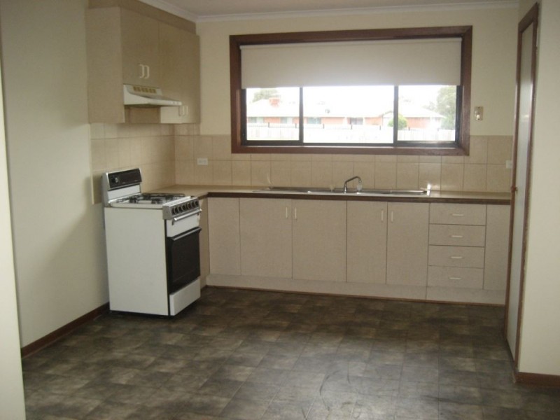 11/10 Cooper Street, Epping VIC 3076