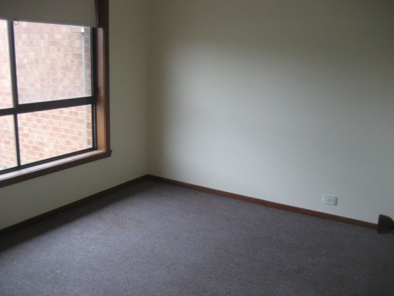 11/10 Cooper Street, Epping VIC 3076