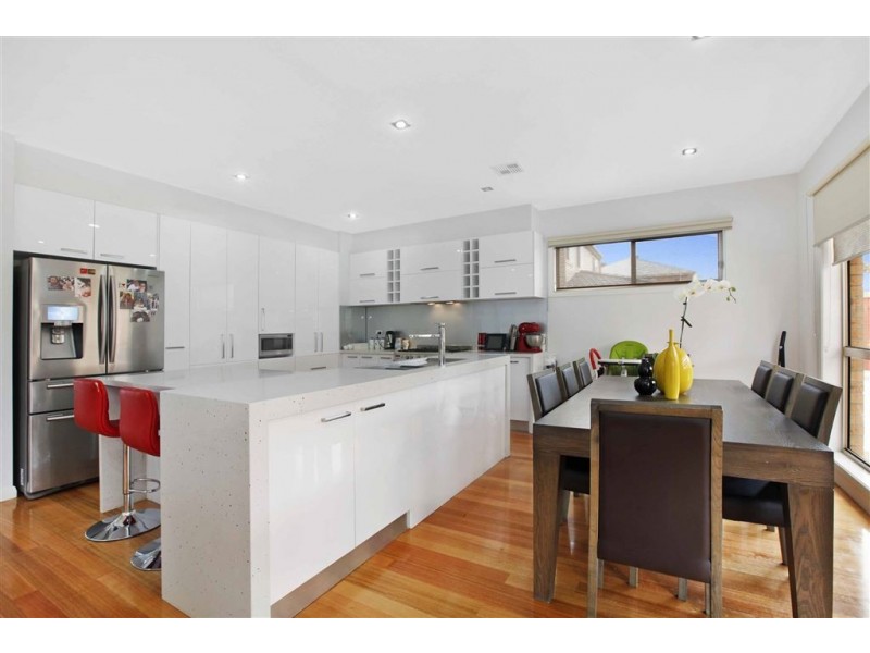 67 Greenfields Drive, Epping VIC 3076
