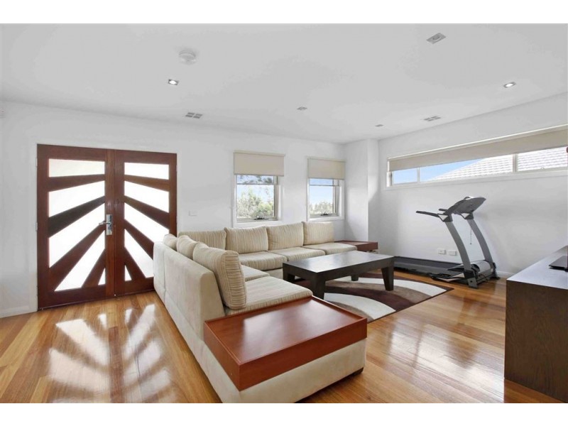 67 Greenfields Drive, Epping VIC 3076