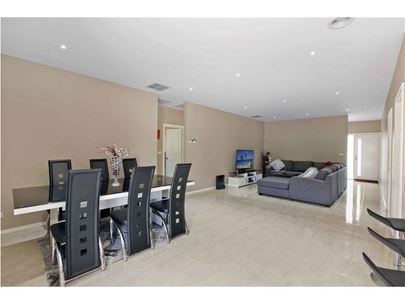 76 Fulham Way, Wollert VIC 3750