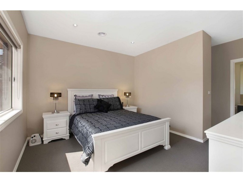 76 Fulham Way, Wollert VIC 3750