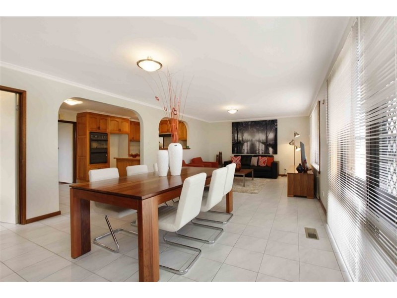 80 Bickley Avenue, Thomastown VIC 3074