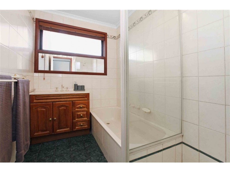 80 Bickley Avenue, Thomastown VIC 3074