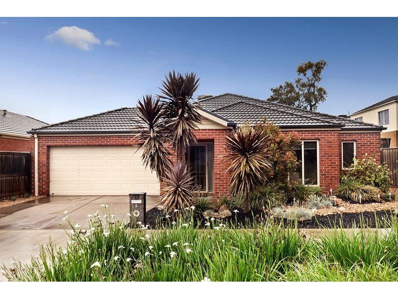 6 Riverdale Boulevard, South Morang VIC 3752