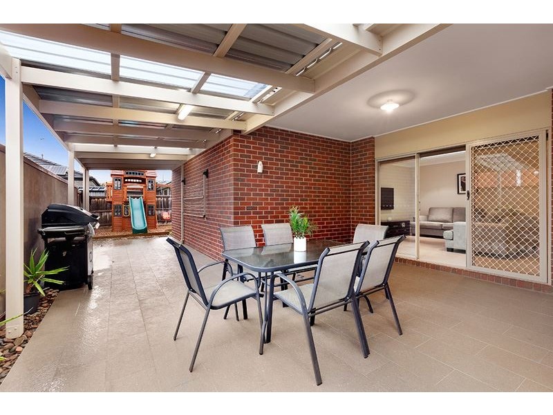 6 Riverdale Boulevard, South Morang VIC 3752