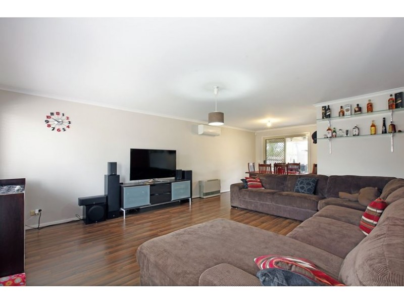 2/7 Kalman Road, Epping VIC 3076