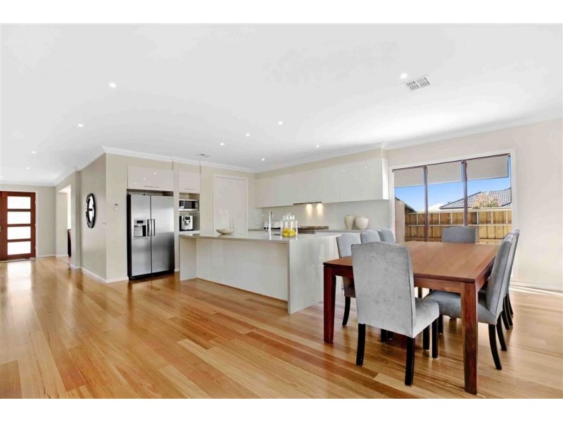 41 Monaco Circuit, Wollert VIC 3750