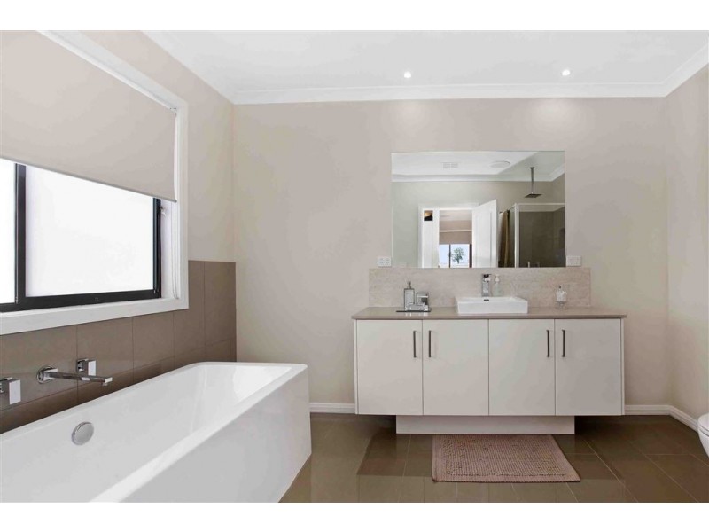 41 Monaco Circuit, Wollert VIC 3750