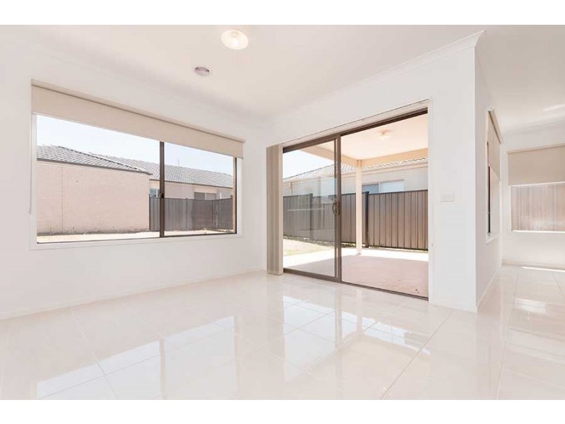 87 Serenity Way, Craigieburn VIC 3064