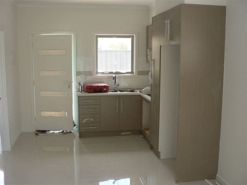 4/13 Hall Street, Epping VIC 3076
