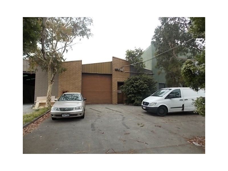 2/6 Charnfield Court, Thomastown VIC 3074