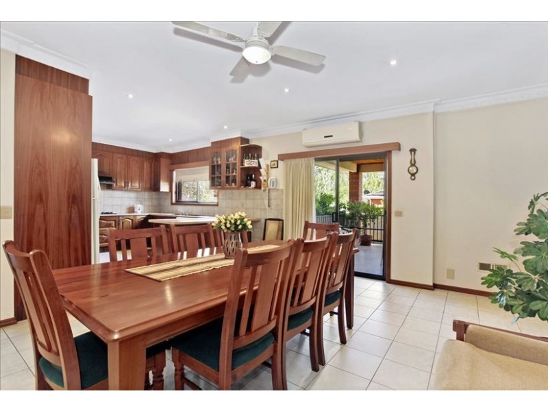 4 Rita Court, Epping VIC 3076