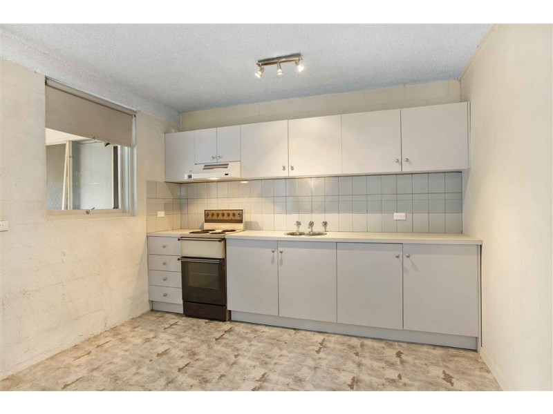 2/66 Dundas Street, Thornbury VIC 3071