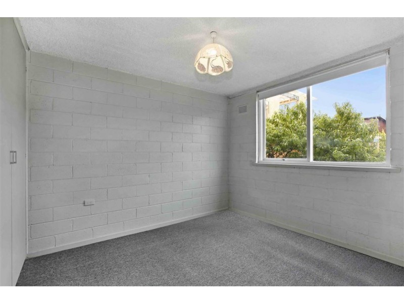 2/66 Dundas Street, Thornbury VIC 3071