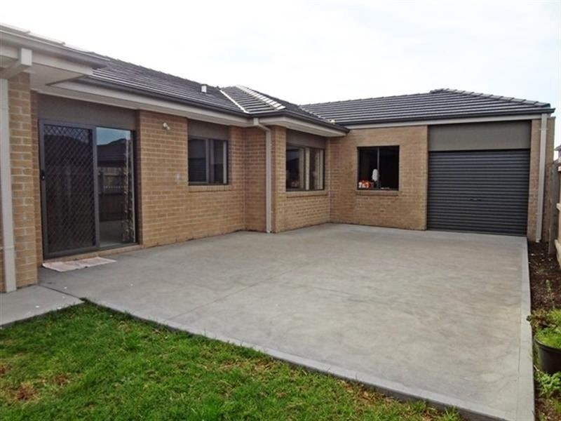 21 Crimson Crescent, Epping VIC 3076