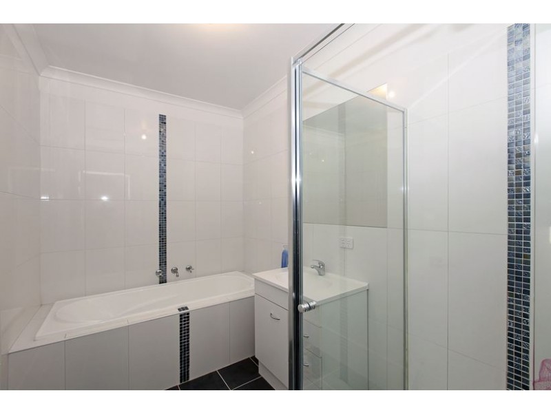 4/48 Vasey Avenue, Lalor VIC 3075