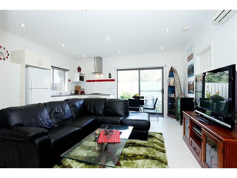 1/19 Poplar Street, Thomastown VIC 3074