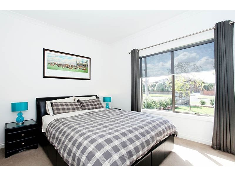 1/19 Poplar Street, Thomastown VIC 3074