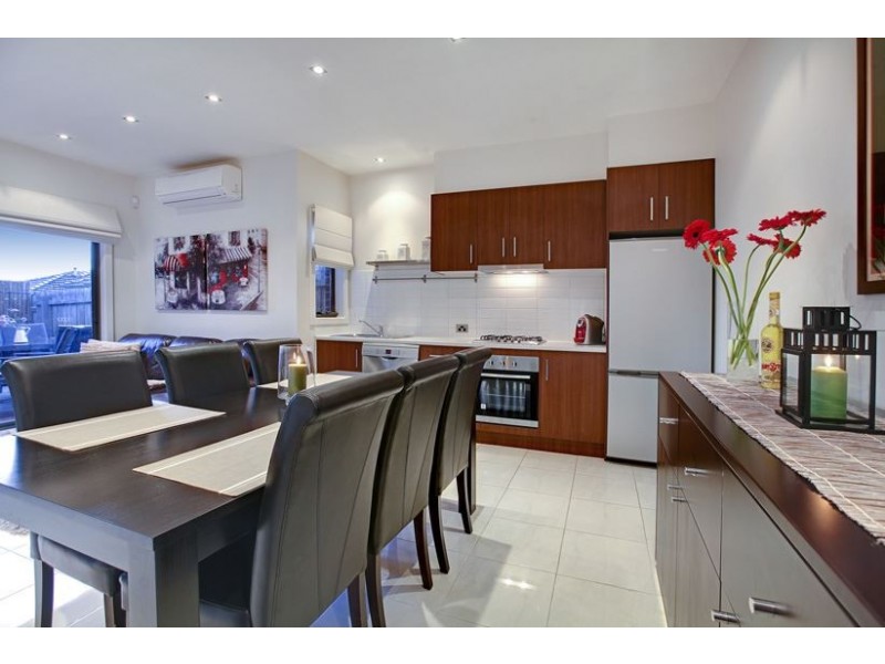 10/27 Miranda Road, Reservoir VIC 3073