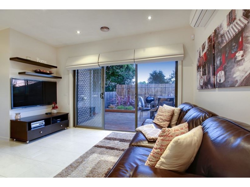 10/27 Miranda Road, Reservoir VIC 3073