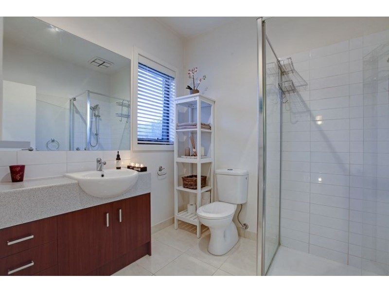 10/27 Miranda Road, Reservoir VIC 3073