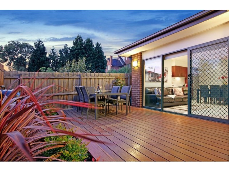 10/27 Miranda Road, Reservoir VIC 3073