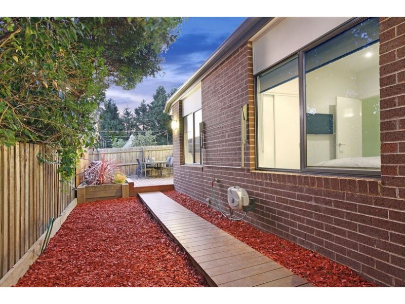 10/27 Miranda Road, Reservoir VIC 3073