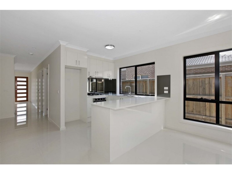 9 Rosamond Way, Epping VIC 3076