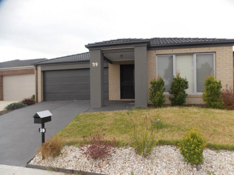 39 Meander Road, Doreen VIC 3754