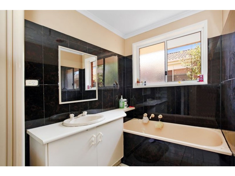 30 Bootie Court, Roxburgh Park VIC 3064