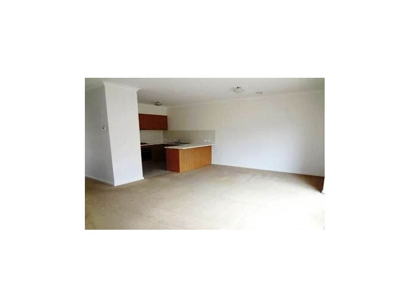2 Prowse Walk, Epping VIC 3076
